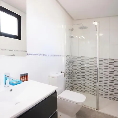 Alojamiento Santa Rosa Madrid Exterior photo