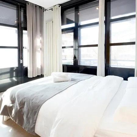 Alojamiento Santa Rosa Madrid Exterior photo