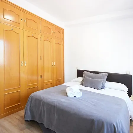 Alojamiento Santa Rosa Madrid Exterior photo
